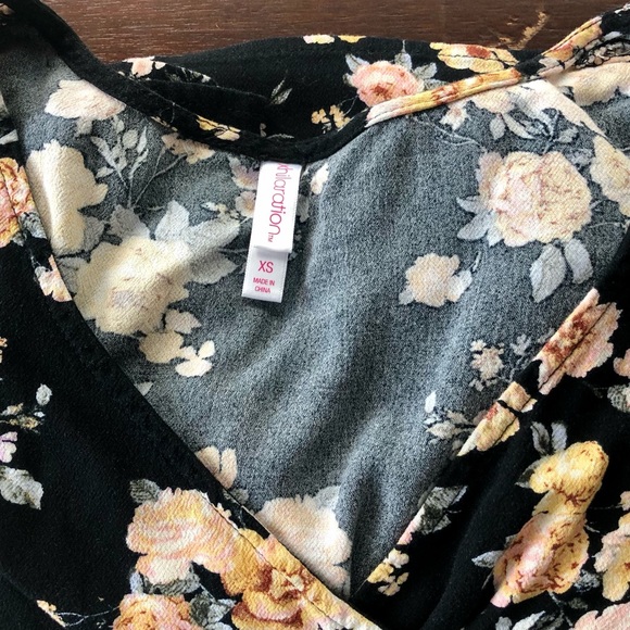 Black Floral Dress w/ Cinch Waist and V-Neck - Picture 5 of 5